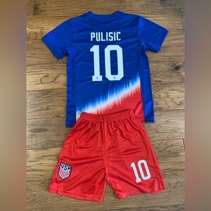 Pulisic Youth Jersey Kit USA soccer Boys Girls Small Medium large XL - NWT